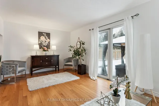 Additional image 22 of 2359 Malcolm Cres