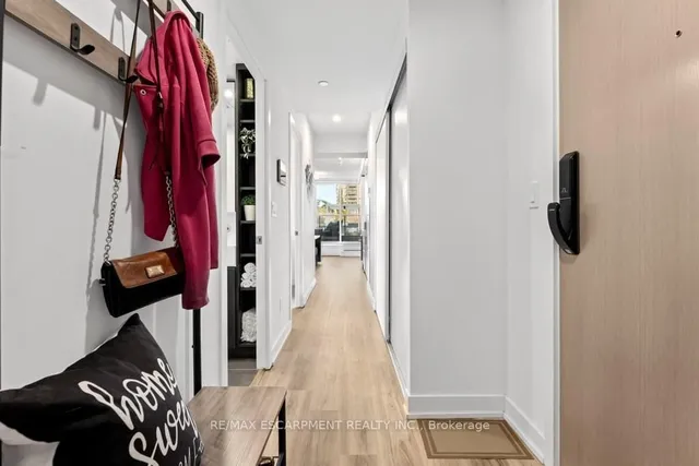 Additional image 3 of 370 MARTHA St Unit 210