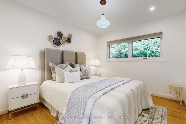 Additional image 18 of 697 George St