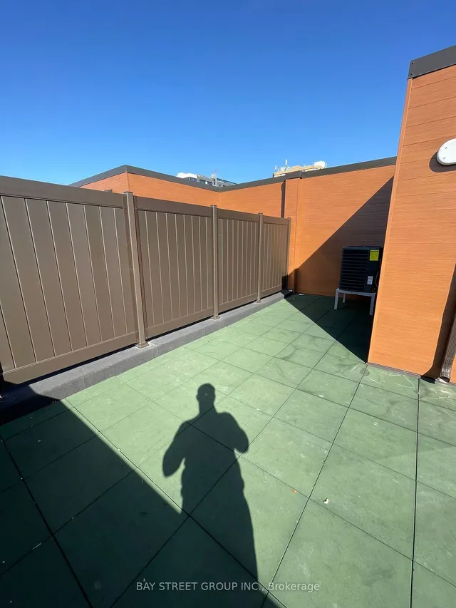 Additional image 23 of 4035 Hickory Dr Unit 19