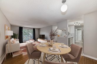 Additional image 2 of 540 18th Avenue SW