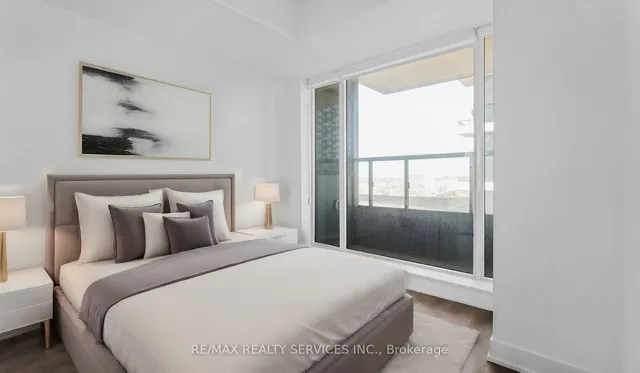 Additional image 4 of 2481 Taunton Rd Unit 603