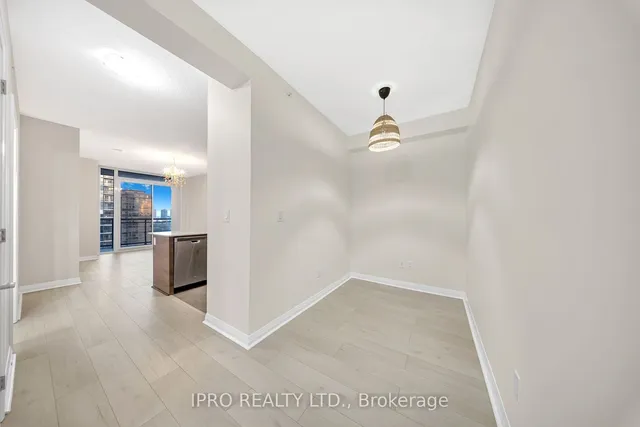 Additional image 7 of 5033 Four Springs Ave Unit 1320