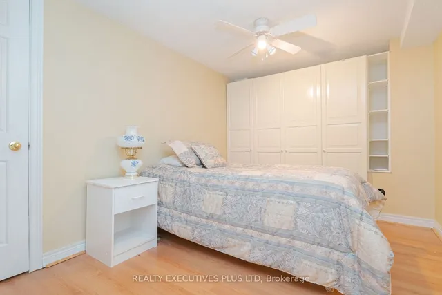 Additional image 29 of 8 Lombardy Cres