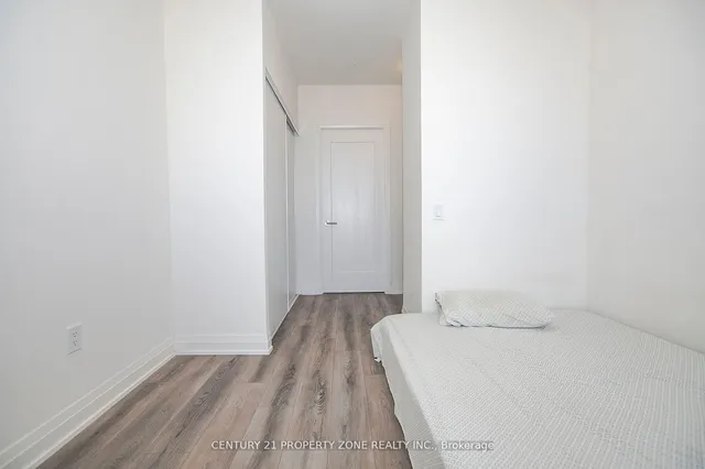 Additional image 16 of 509 Dundas St Unit 211