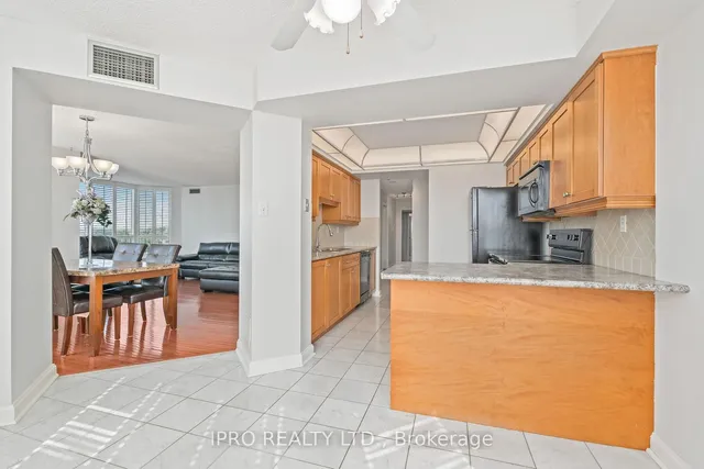 Additional image 13 of 22 Hanover Rd Unit 909