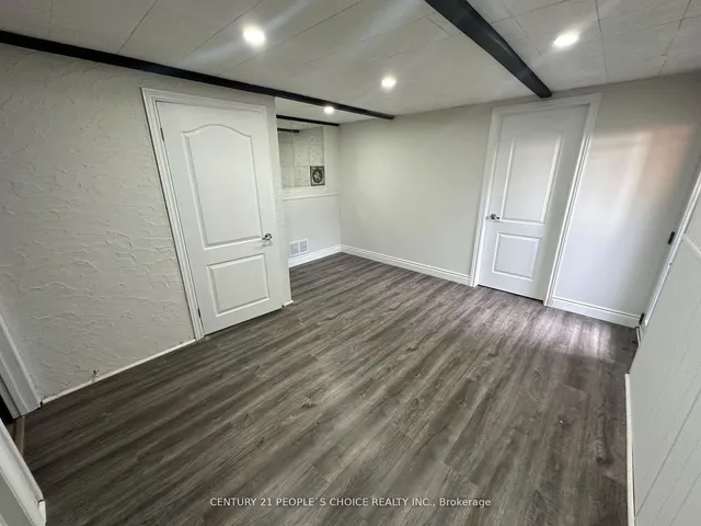 Additional image 21 of 608 Thornwood Ave