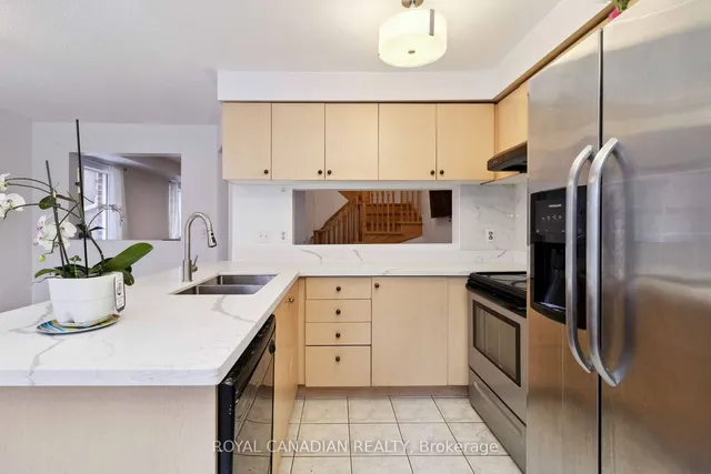 Additional image 13 of 1230 Prestonwood Cres