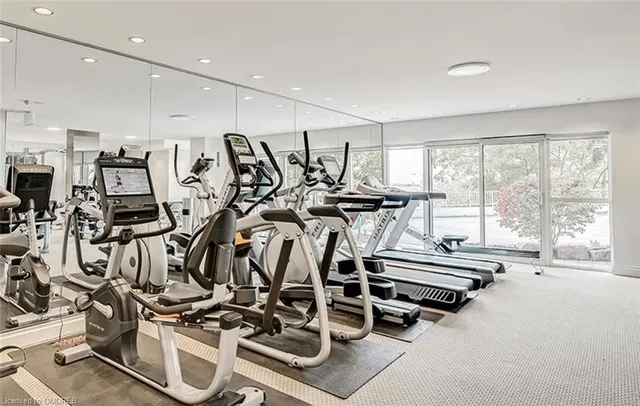 Additional image 33 of 2190 Lakeshore Rd Unit 301