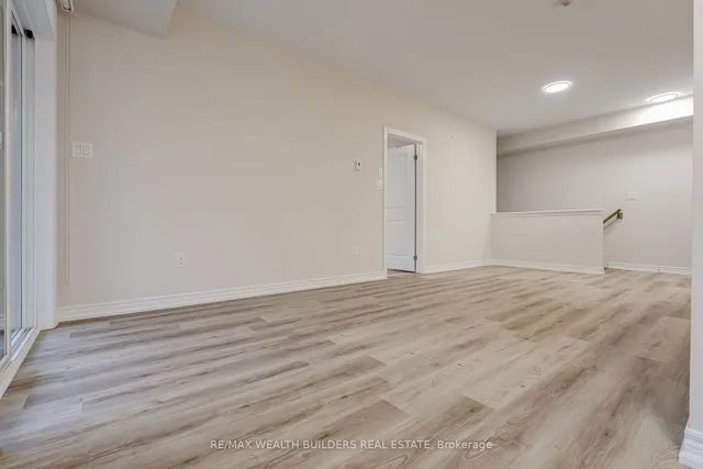 Additional image 16 of 2333 Sawgrass Dr Unit 202