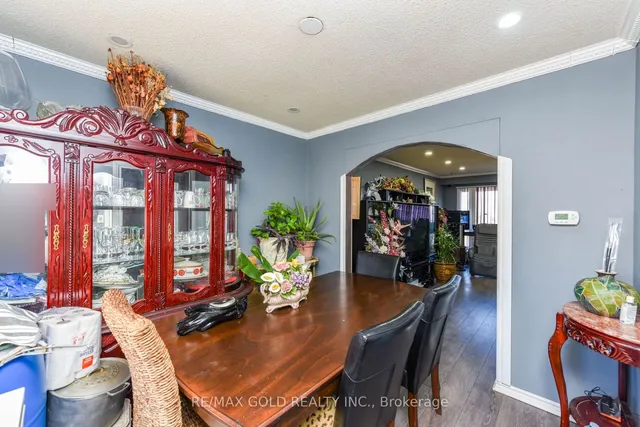 Additional image 11 of 7500 Goreway Dr Unit 35