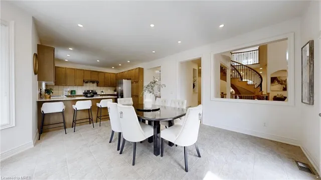 Additional image 11 of 2238 Lyndhurst Dr