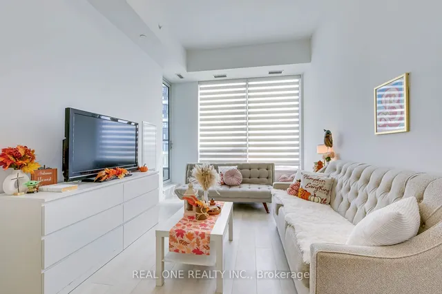 Additional image 27 of 2485 taunton Rd Unit 341