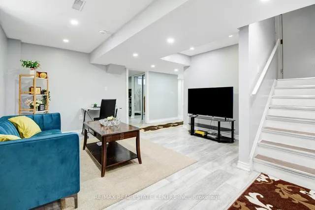 Additional image 25 of 103 Botavia Downs Dr