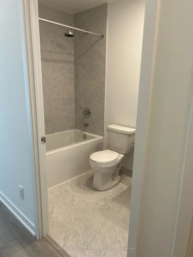 Additional image 6 of 1787 St Clair Ave Unit 102