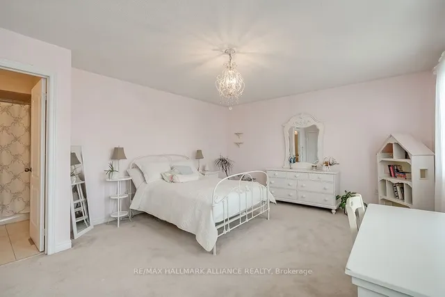 Additional image 28 of 1510 Craigleith Rd