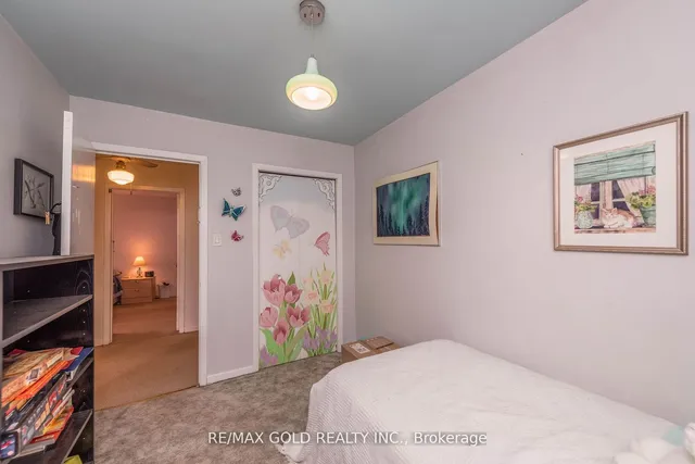 Additional image 28 of 6872 Darcel Ave