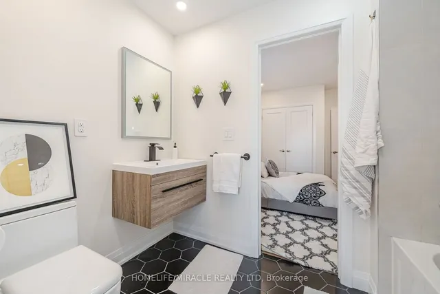 Additional image 29 of 388 Oakwood Ave