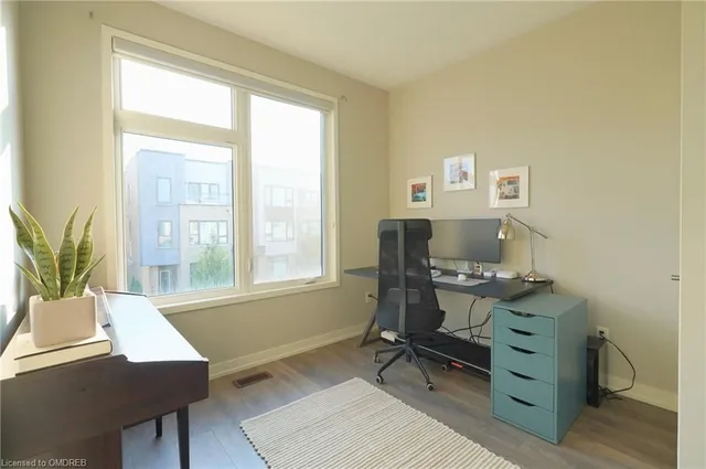 Additional image 26 of 3185 Mintwood Circle Cir