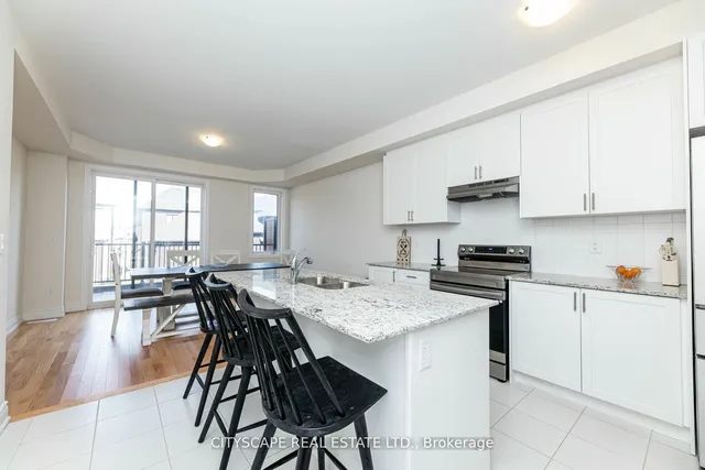 Additional image 17 of 3243 Sixth Line