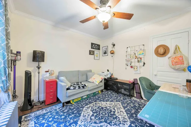 Additional image 28 of 689 Dovercourt Rd