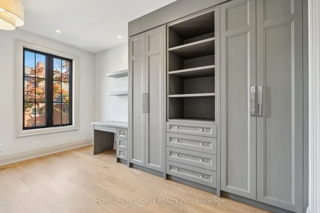 Additional image 31 of 8 MARTIN GROVE Rd