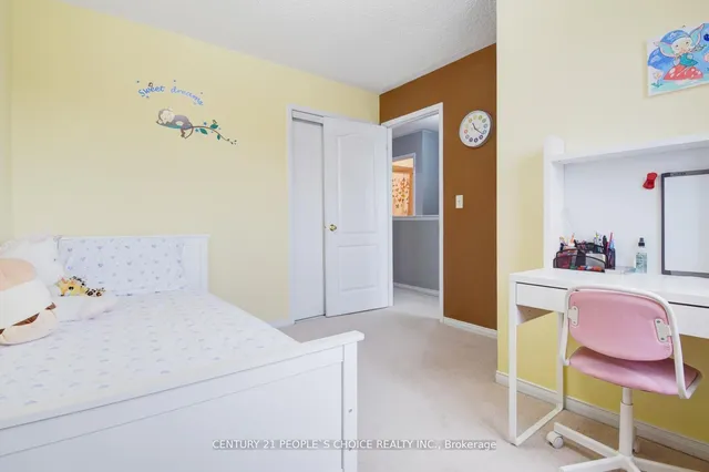 Additional image 29 of 4872 Capri Cres