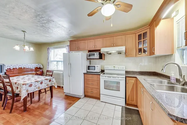 Additional image 14 of 400 Christie St