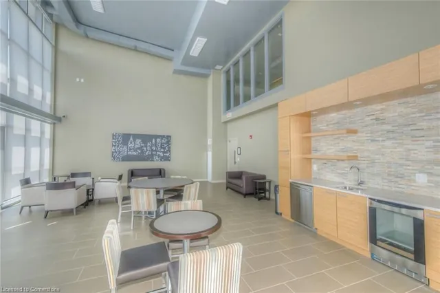 Additional image 24 of 551 Maple Ave Unit 1604