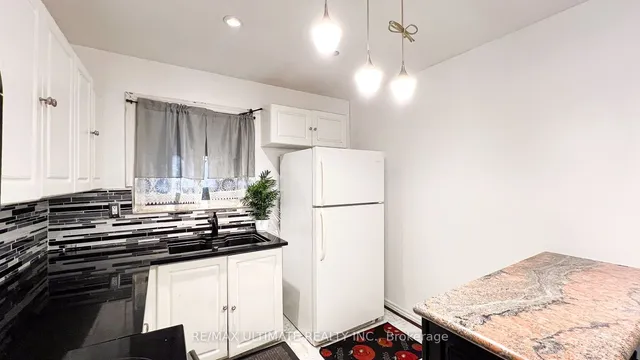 Additional image 12 of 7205 DELMONTE Cres