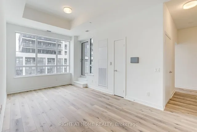 Additional image 10 of 405 Dundas St Unit 215