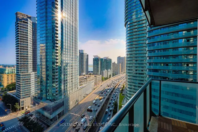 Additional image 19 of 55 Bremner Blvd Unit 1510