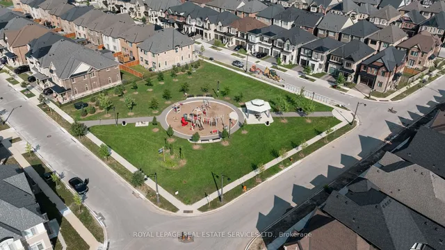 Additional image 40 of 3321 Sixth Line