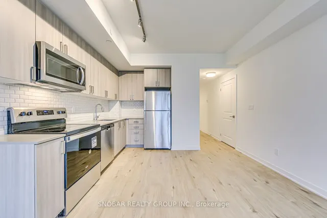 Additional image 8 of 4015 Hickory Dr Unit TH18