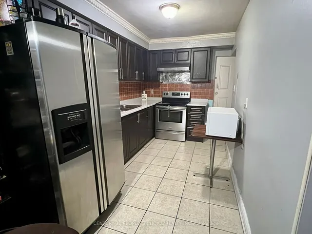 Additional image 11 of 7560 Goreway Dr Unit 24