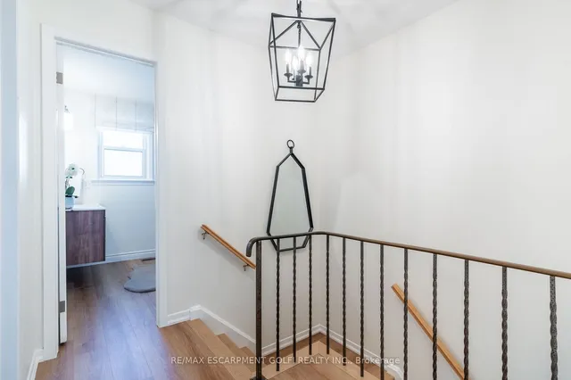 Additional image 10 of 586 Renforth Dr Unit 40