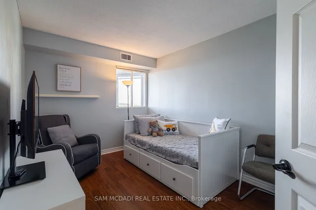 Additional image 18 of 4470 Tucana Crt Unit 1911