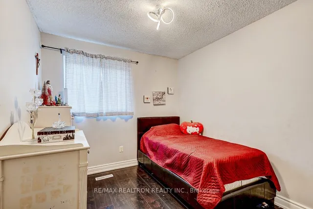 Additional image 23 of 106 Chester Le Blvd Unit 71