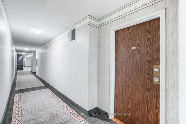 Additional image 6 of 15 Kensington Rd Unit 1703