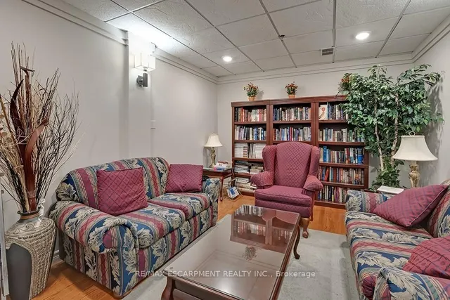 Additional image 35 of 415 LOCUST St Unit 1001
