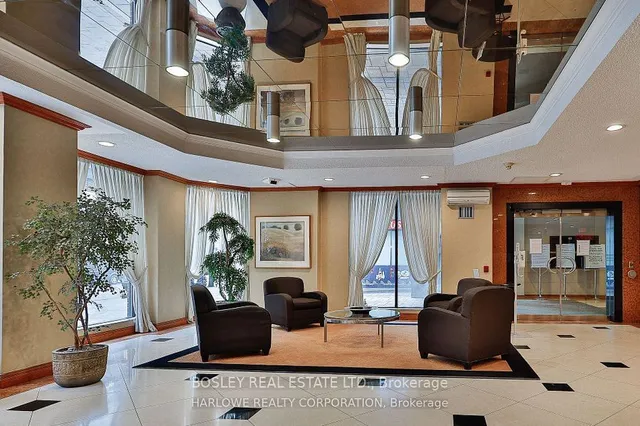 Additional image 29 of 633 Bay St Unit 2614