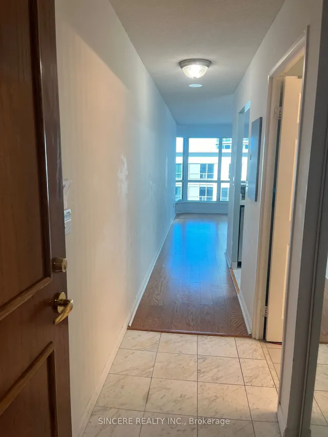 Additional image 2 of 8 Lee Centre Dr Unit 502