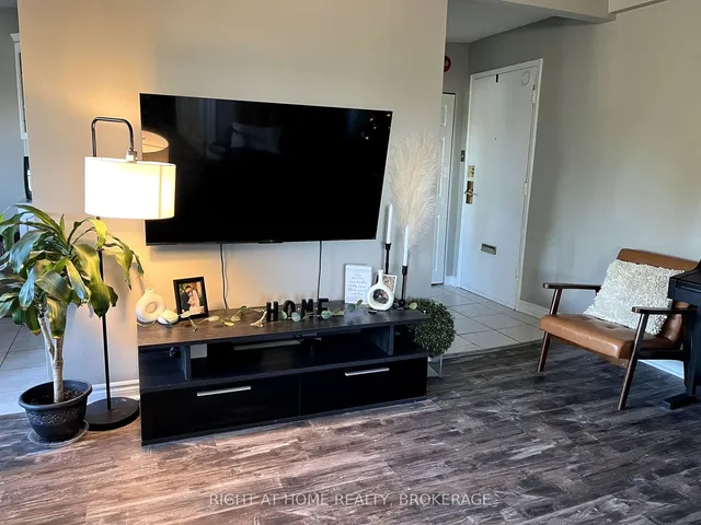 Additional image 9 of 2411 New St Unit 604