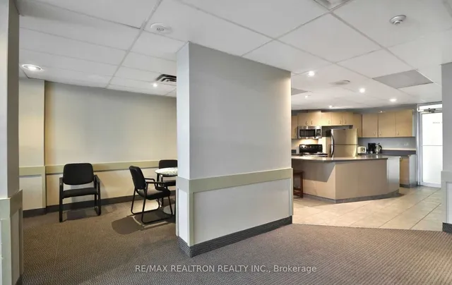 Additional image 18 of 4185 Shipp Dr Unit 618