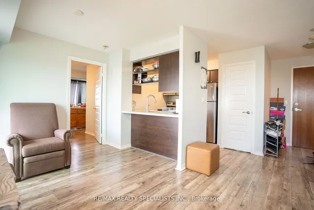 Additional image 8 of 215 Queen St Unit 1603