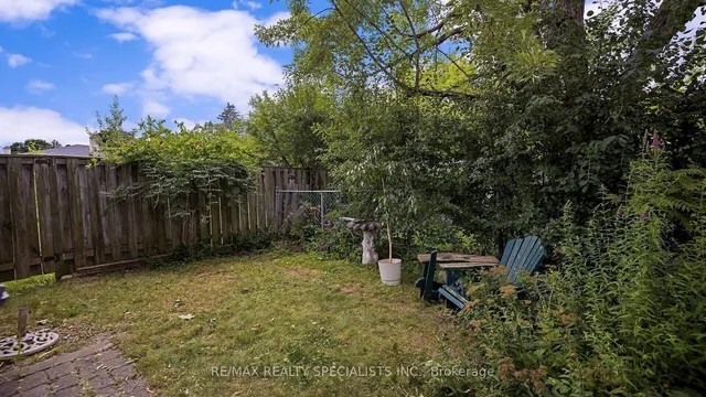 Additional image 36 of 4 Greenfield Sq