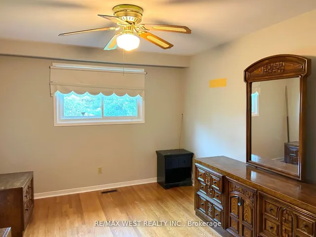 Additional image 10 of 3481 Chipley Cres