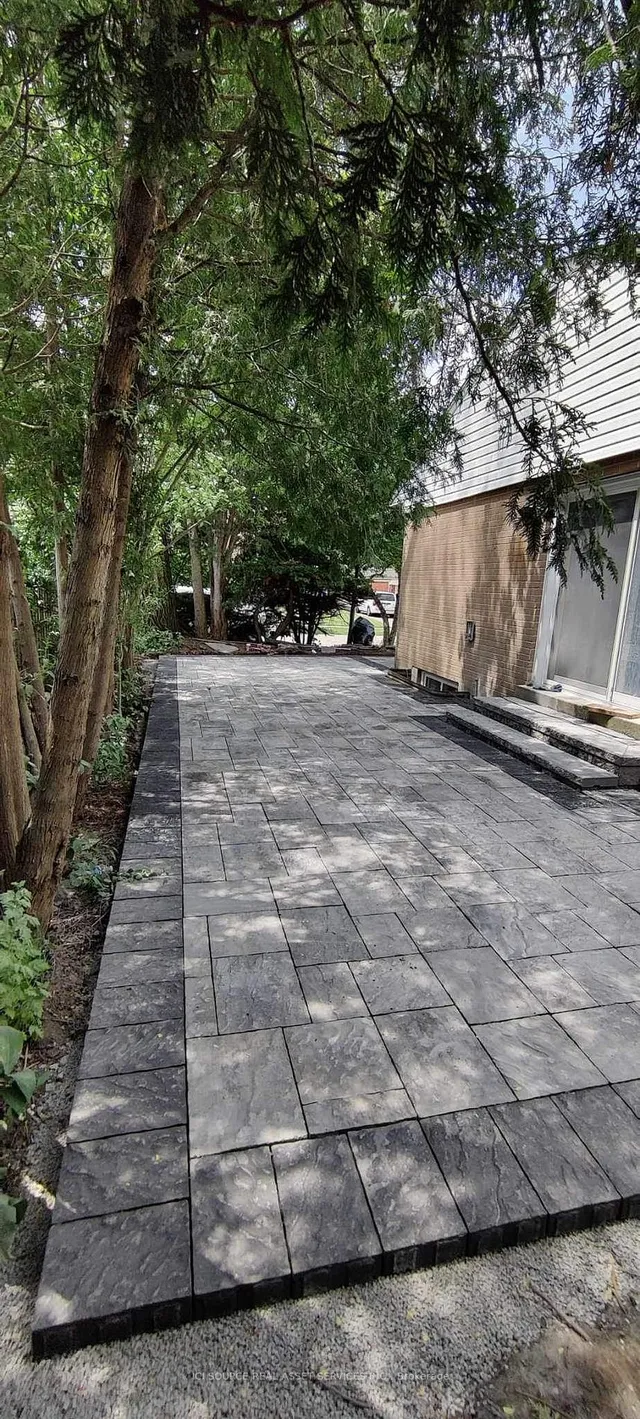 Additional image 20 of 9 Mooreshead Dr