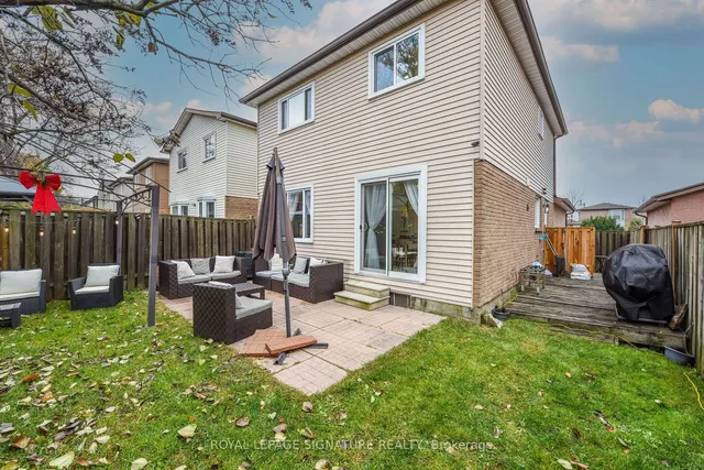 Additional image 36 of 4 Greenleaf Cres