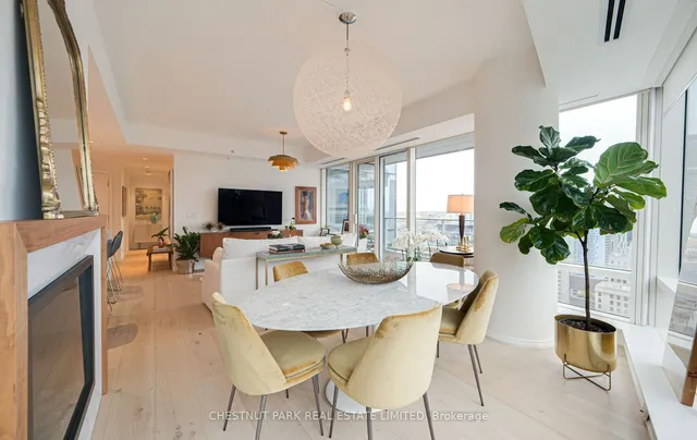 Additional image 19 of 180 University Ave Unit 3206